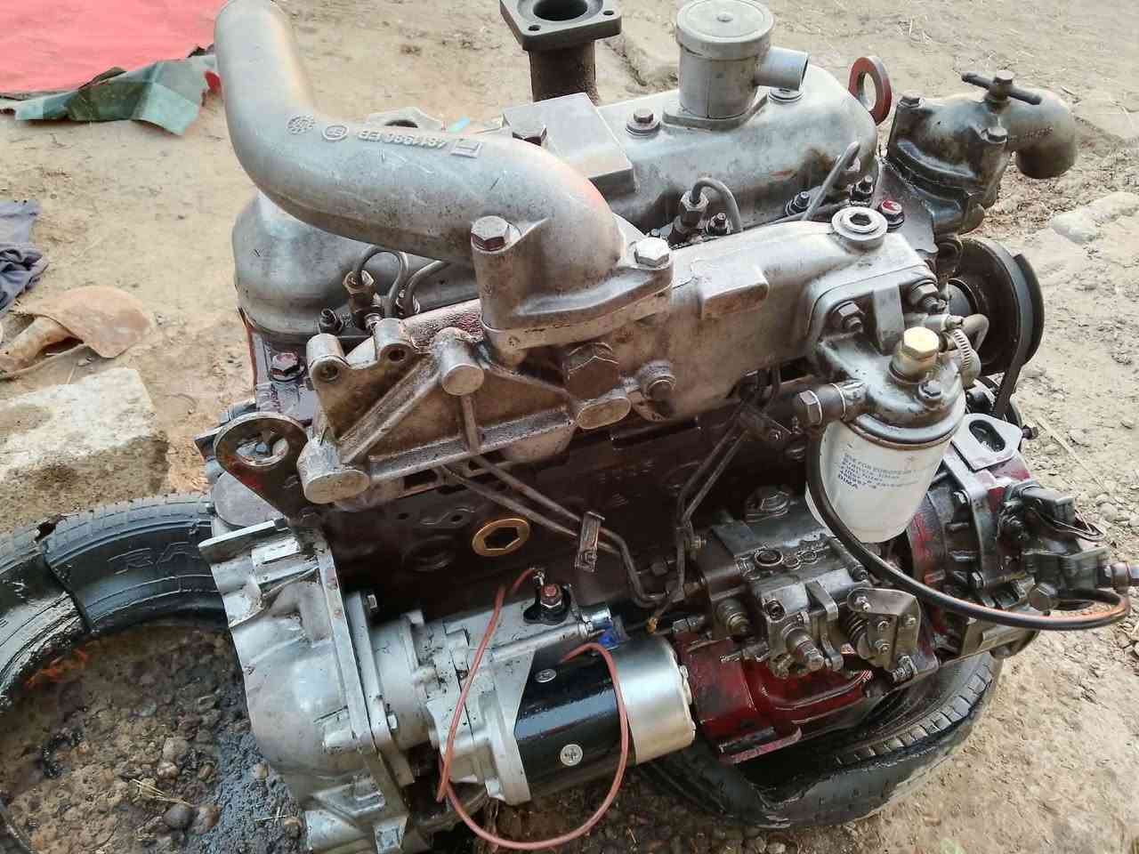 السلام عليكم محرك افيكو للبيع 4سلندر السعر 1500وبيه مجال قليل ملاحضه الراديتر موجوده والمحرك بدون شاصي لاستفسار ا كثر عل الرقم *********** و ***********
