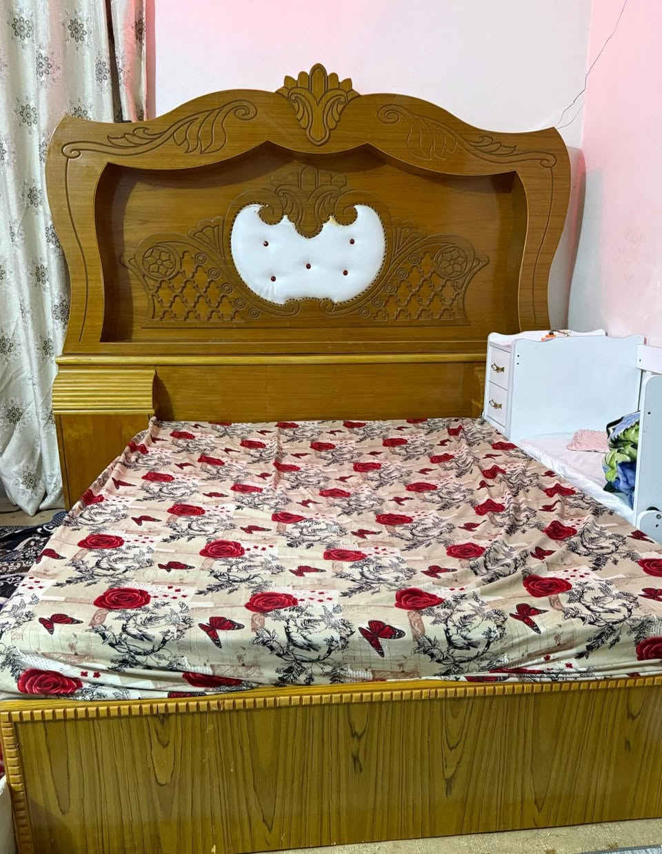 غرفه للبيع نضيفه  سعر مليون و100 بيها مجال  العنوان كربلاء للاستفسار اكثر اتصل على الرقم ***********
