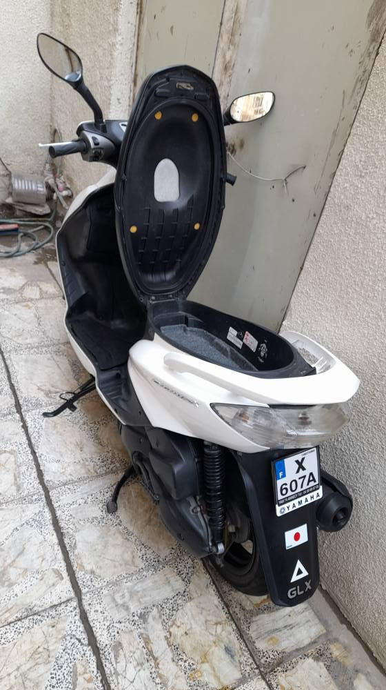 اقرأ المنشور زين يرحم والديك ووالدينا 
سكنس رمبة مزاد وكالة جديدة 
يابانية 🇯🇵 السرعة ١١٠ خطين سكليتر 
استان حساس كهربائي 🛑👍
استعمال اقل الشهر/ ماشية 
١٤ فقط👍 أوراقها موجودة وبأسمي 
اللون ابيض صدفي ✨️ جديدة حتى 
 ابطانة جنطة بيها والعُدة تايرات بعدها 
جدد لايت ثلجي بلاد كاعية بلاد 
مرايات بلاد ،اسويجين الاصليات 
للبيع السعر مليون و٢٠٠ وبيهة مجال 
للراغبين بالشراء ان شاءالله 
العنوان الكاظمية، للبيع وترهم 
مراوس بدراجة صغيرة وفرق،
للإستفسار اتصال وبي واتساب
*********** ☎️  وعندي خاص 
ملاحظة ماخذها ب١٠ ورقات ونص 
ادور تعبانات صيني ماتفيدك اكو ناس 
ادور الحاجة النظيفة واليابانية، 
ملاحظة قبق هندر مامفتوح شرط 
كفرات زلغ مابيهن، مكينة بلادية 
وخرسة وشرط شلعة ومعدل وانطلاق 
ومكفولة كفالة عامة من كلشي وشكرا بغداد, العراق
