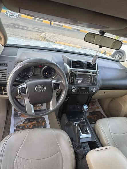 برادو 2015
محرك ٦ سلندر
ماشية ١٣٠ كيلو
كويتي دبل تانكي 
السيارة نظيفة ما شاء الله كلين  من ناحية الصبغ والبارد
فقط كم ملاحظة 
مكان السيارة الموصل 
السعر 340$
***********
