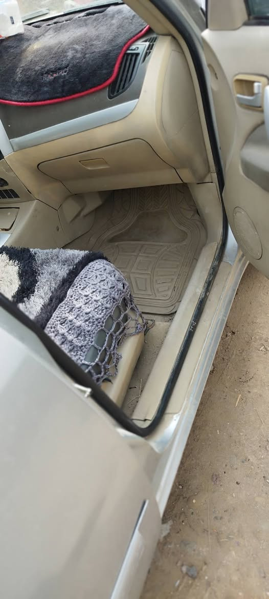 السلام عليكم سياره تيكو2011 رقم بغداد الماني جاهزه السياره بلاديه لا ضربه ولا اخياس ولا تبديل ولا صبغ السيارة كير ومحرك بلادي السيارة مهموله يرادله شويه ترتيب. السعر قفل من الاخير 45 وليريد أقل من هذا السعر ليخابرني رجاءاً
وهذا رقمي ***********.
