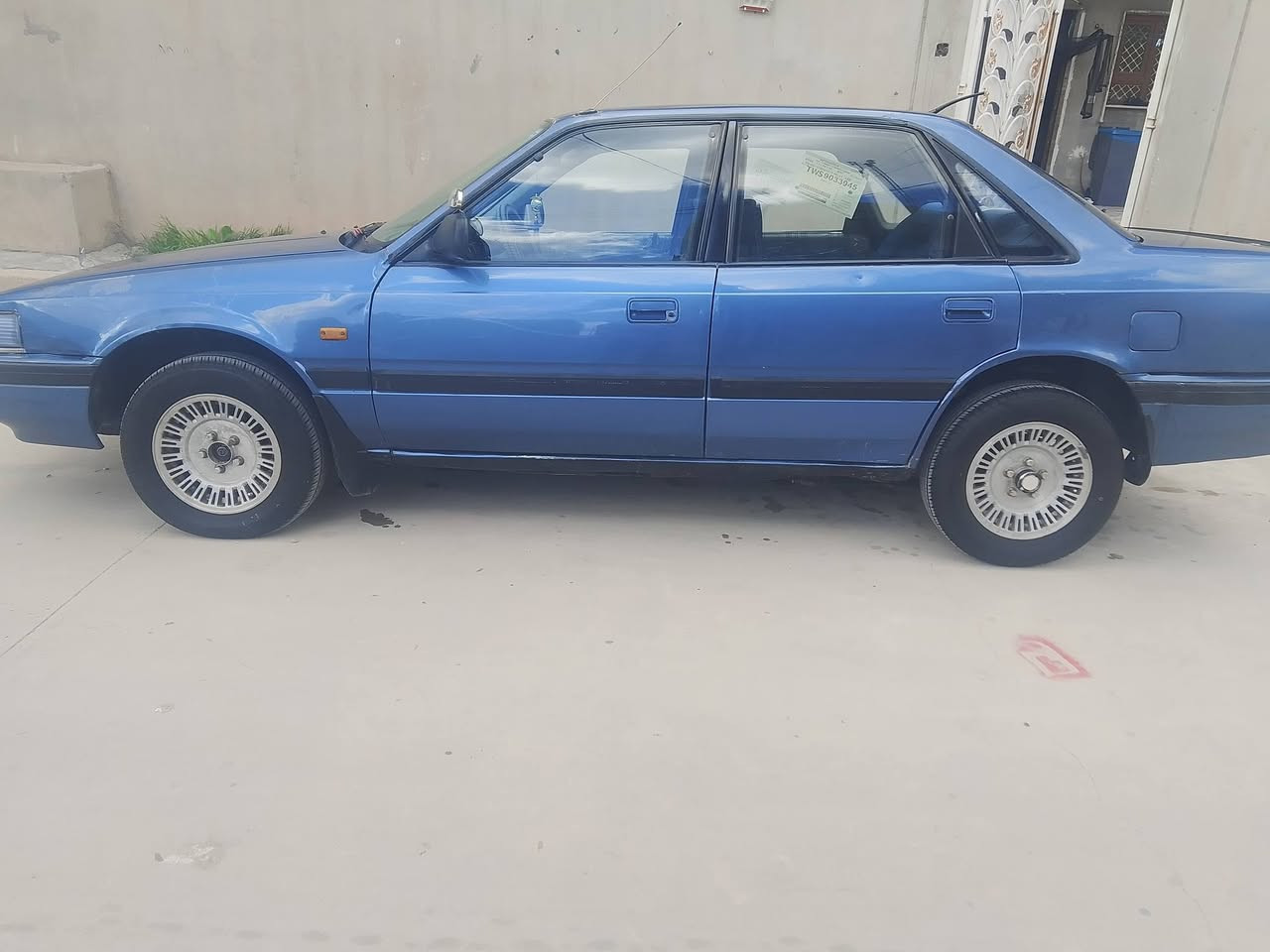 سلام عليكم
مازده 626 موديل 91.  8بخ 
رقم سليمانيه هزه جديد سنويه لحد 2029
بدون صبغ تبريد شغال تخم تايرات جديد 
كير مكينه مكفولات  دفتر بانزين بيها 
عنوان السيارة كركوك 
سعر 42 وبيها مجال شي قليل 
الهاتف ***********
