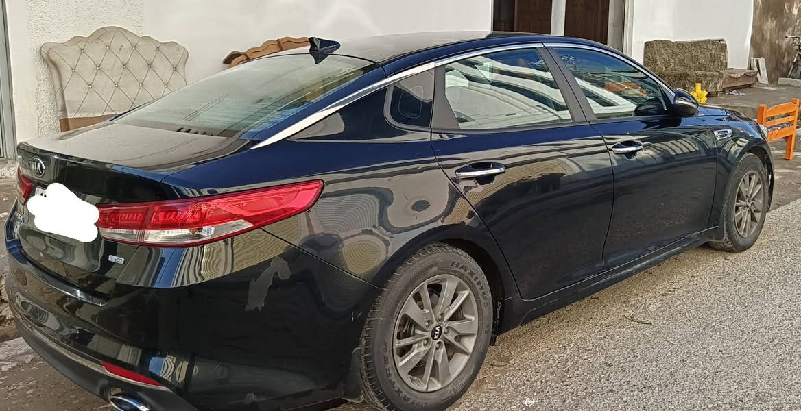 للبيع اومرواس كيا اوبتما موديل 2016 وارد امريكي 
مواصفات سياره
رادار جانبي
حساسات خلفيه
مري شفط
كشن كهرب
كشن خزن
تحكمات كامله بلدركه
محرك 2000 توربو🚀
سياره ماشيه 140 الف
ضررر سياره كلش خفيف براس بوند فقط مصبوغ
قطعه وحده صبغ فقط بوند ارباك استيرن
سعر 115$ مجال 
***********
***********
