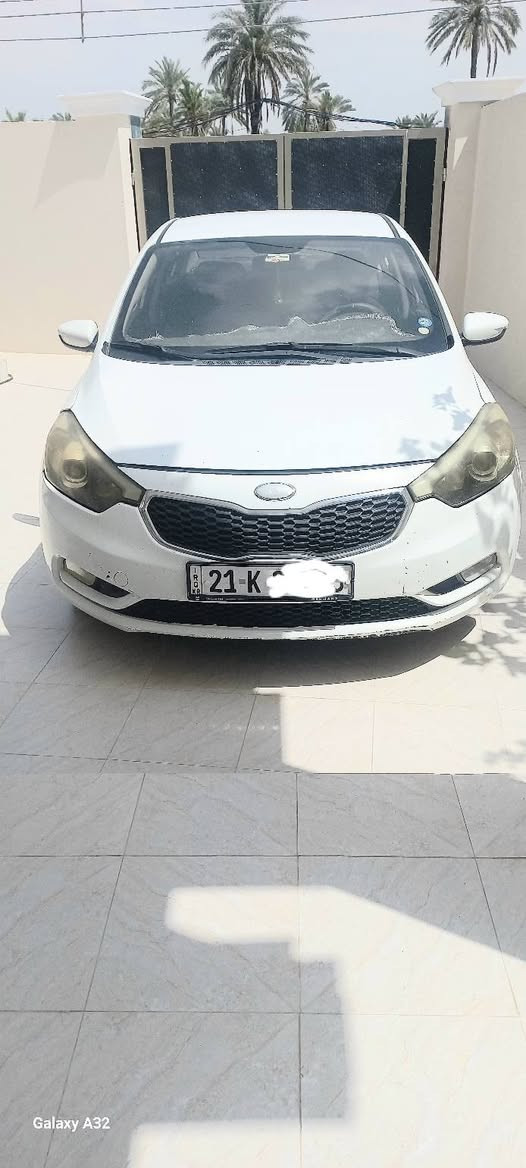 سلام عليكم كيا سيراتو 14مكينه 1600دوش سيارة حلوة مابيه نقص  بيه صبغ قطع ابيع احزام السعر 100ورقه للاستفساراكثر اتصل ***********
