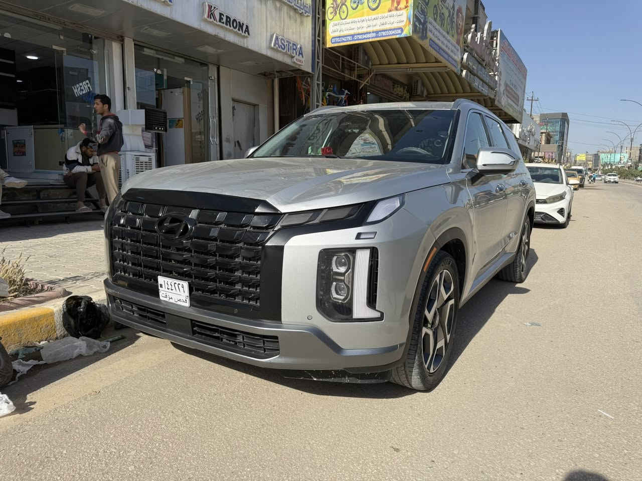 السلام عليكم 
هونداي بلسايد 2024 ما مرقم

حجم المكينة 6 سلندر 3800 

٤ كاميرات محيطية ٣٦٠ درجة

رادارت أمامية وخلفية وجانبية

فتحة سقف

كشنات كهرباء خزن وضعيتين مع تدفئة وتبريد المقاعد الامامية والخلفية

 ٤ وضعيات قيادة 

 تحديد مسار 

 صندوق كهرباء 

 بردات ابواب خلفية

تشغيل عن بعد

3قطع تبريد

حساسات أمامية وخلفية

دشبول شاشة ديجتل

دخول بصمة ذكي

سايد بريك كهربائي 

أوتو هولد + نقطة عمياء

شاحن لاسلكي

مثبت سرعة

مرايا جانبية هيتر + تعتيم

التشغيل والتوقف التلقائي

شفتات  ستيرن على المقود

حساسات نقطة عمياء + مساعدة تغيير المسار

نظام الثبات الالكتروني

نظام التحكم بالفرامل

نظام التحكم بالسحب

نظام التحكم بالسرعة 

نظام حساس ضغط الاطارات وحرارة الاطارات

نظام تحذير من الاصطدام

نظام مكابح طوارئ

وسائد هوائية عدد 8 

نظام الصوتي سستم 

 سياره كلشي ما مبدل بيها فقط خشم البنيد صبغ كما موضع بالصور و الجاملغ الخلفي بارد و تكحيل كما موضح بالسونار 

سعر 285
***********

مكان السيارة /  بابل الحله
