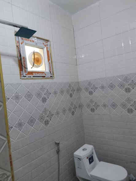 بيت للايجار بحي الجهاد الاساتذه ٥٠متر ٣طوابق 
 ٣ غرف نوم ٢حمام غرفه ماستر ومطبخ
السعر ٦٥٠
للاستفسار الاتصال على الرقم  ***********
