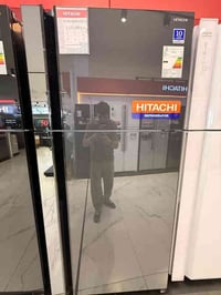 ثلاجة هيتاشي Hitachi حجم 26 قدم  زجاج ✅  بسعر مليون و 275 ألف ✅✅✅  متو...