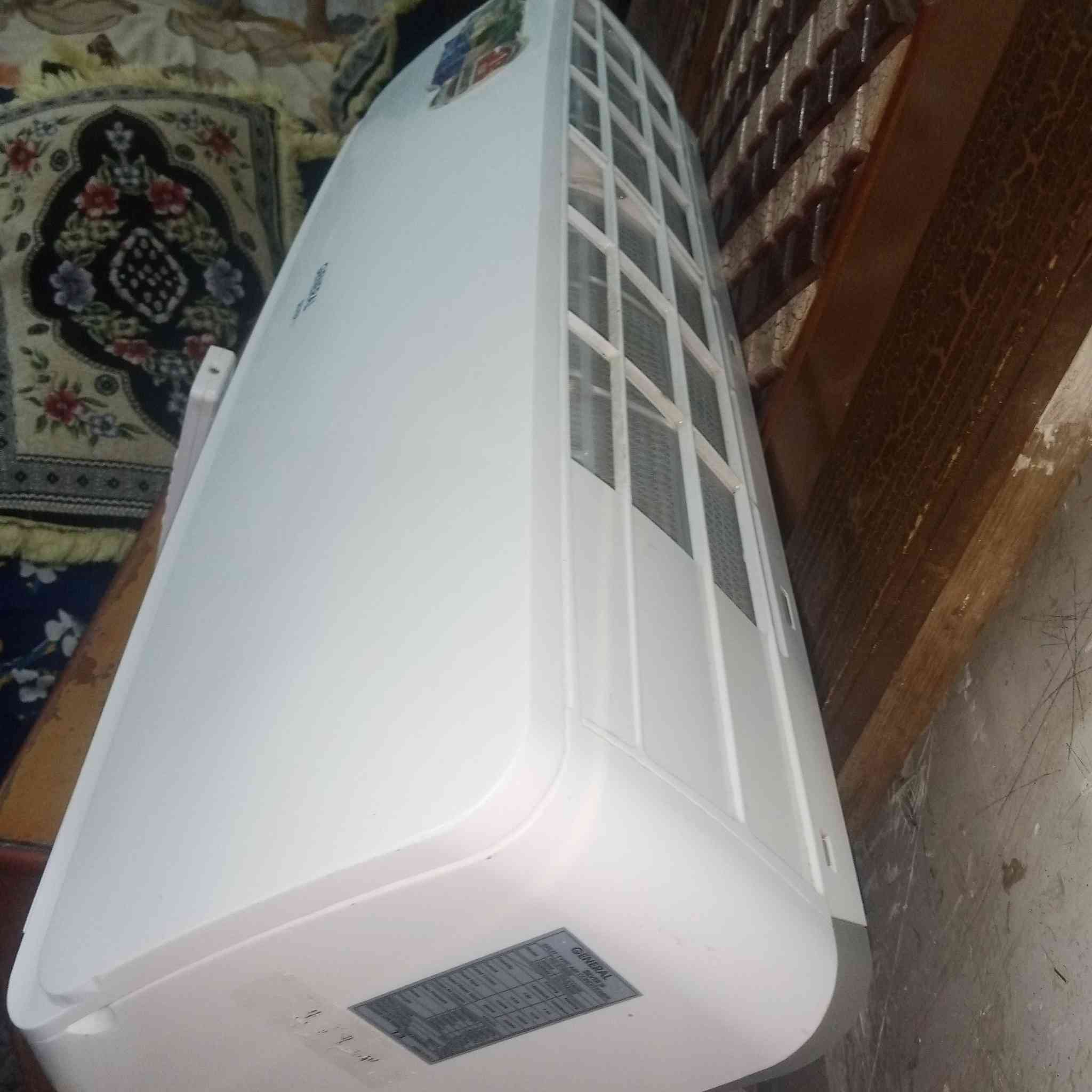 ..السلام عليكم قطعه بارده طن ونص جديده كلش كامله جيب وشد سعرها (70) *********** ناصريه سومر .
