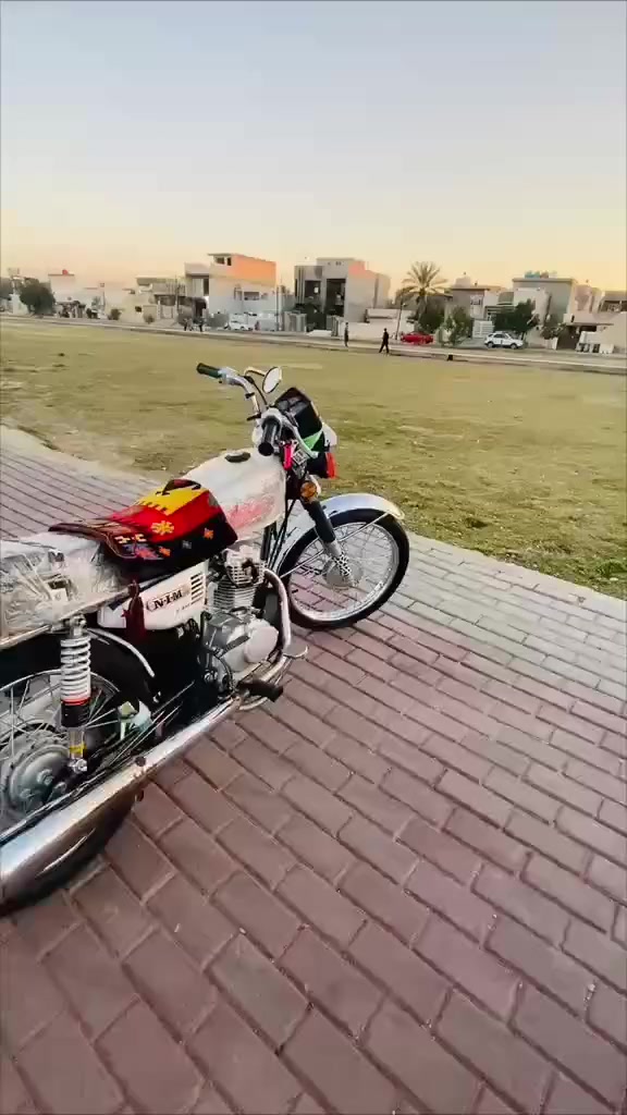 سلام عليكم شباب دراجه البيع موديل ٢٦ 
ب٧٢٥وبيه مجال‏‪***********‬‏
