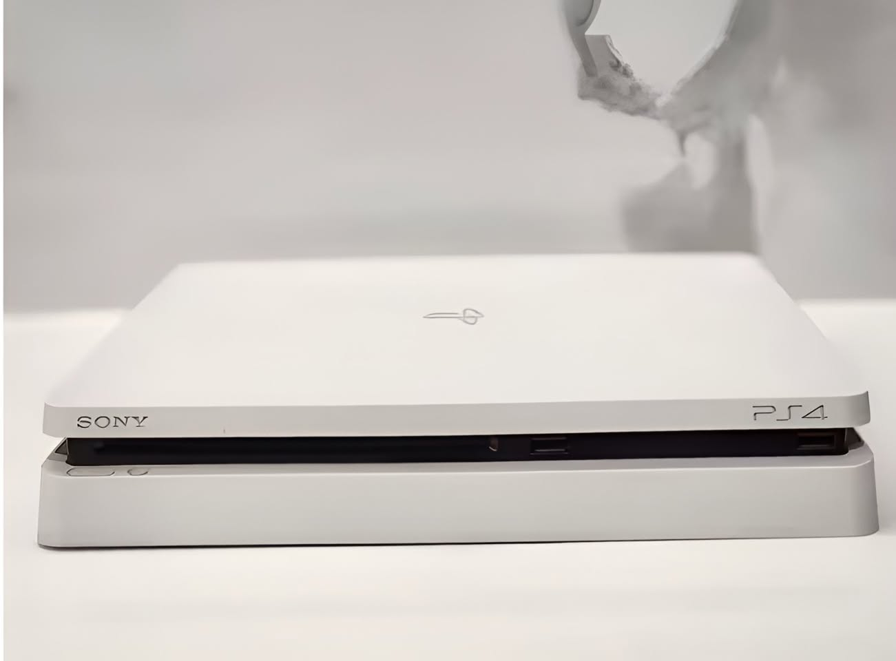 PS4 slim white
باندل ابيض نظيف جداً جداً لا مفتوح ولا اي شي الجهاز حيل نظيف معاه جوستك وحده اصلية و بي حساب 

الالعاب يلي في الحساب 

Far cry 6 

call of duty modern warfare 3

call of duty black ops 4

FIFA 25

Efootball 26

War thunder 

assassin's creed valhalla 

السعر 250 الف 

مكاني بغداد الدورة حي الصحة ♥️
***********
