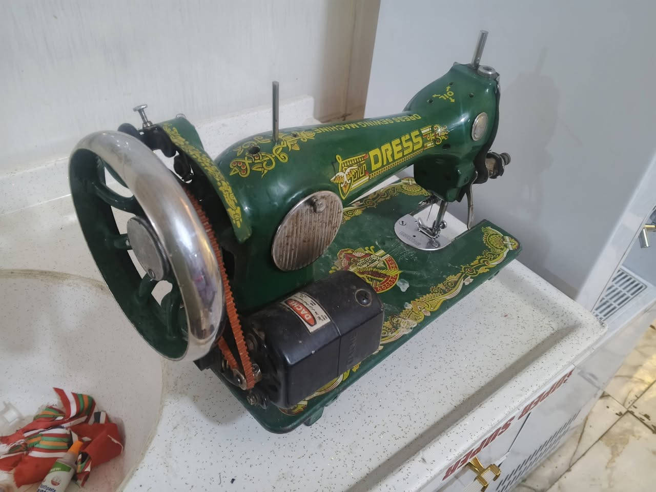 تصال أو مراسله ع رقم موبايل ***********
