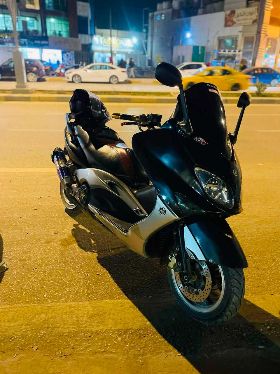 السلام عليكم للبيع tmax  2008  كفاله عامه السعر ٢٤$ وبي مجال العنوان حله شارع الطهمازية قرب مول اهل الخير للاستفسار ‭***********‬
