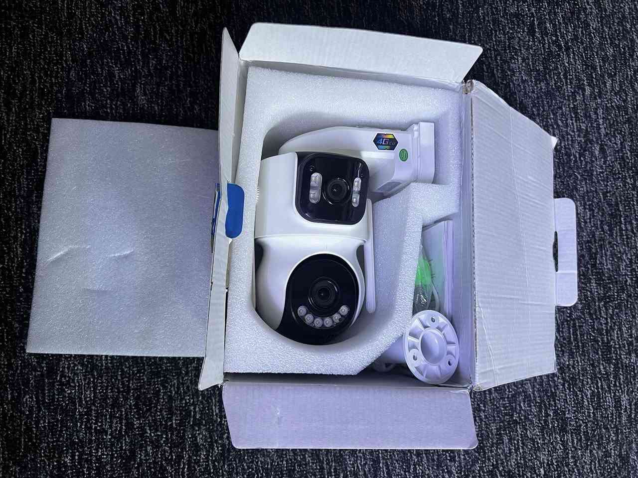 كامرات مراقبه عدد 2 
وحده طاقه شمسيه سعر 30
وحده شاحنه بدون طاقه شمسيه سعر  25
مكان بغداد سبع ابكار ***********
