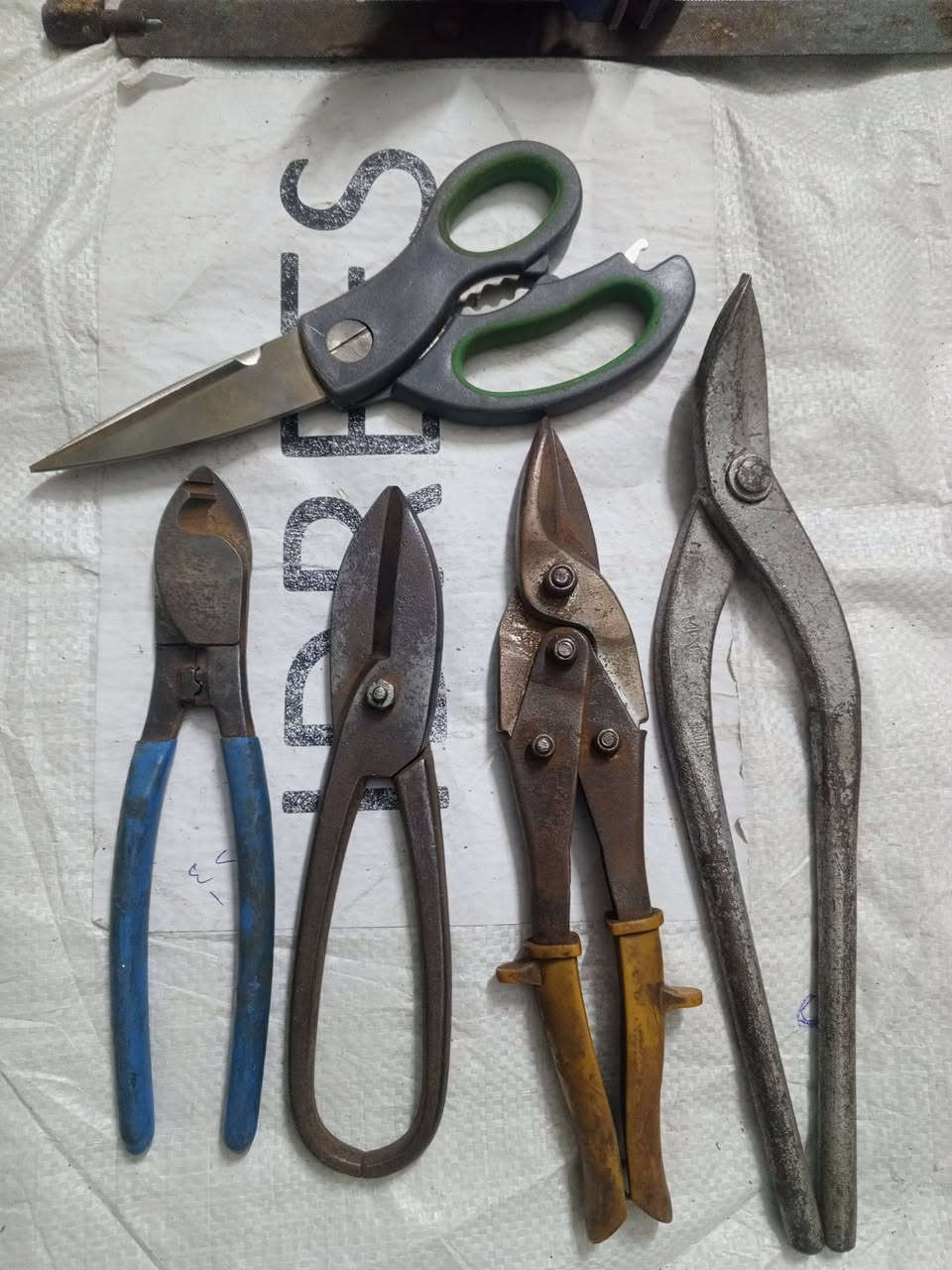 عده منوعه 100 الف على اول تم *********** وات ساب
