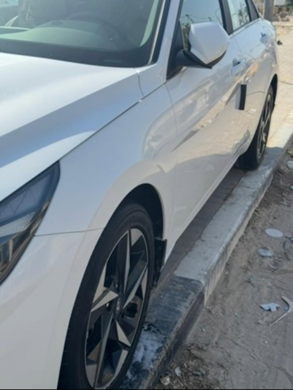 سلام عليكم 
النتره هونداي للبيع 
مديل 2023
السياره ماشيه زيرو 30 الف 
بيهه 3قطع بارد 
غير هذني كفاله 
من كير +تبريد+ومكينه
لسياره دكشن عالي
فول الفول ما عده الرادار المامي 
السعر155
***********
