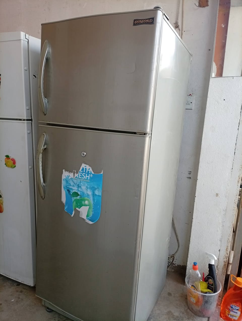 للبيع ثلاجات تجميد وضمان العنوان مقابيل البطاقه الوطنية الاتصال ***********
