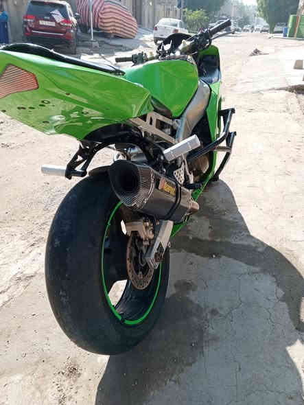دراجة كاوسكي 2004 اي نقص مابيهة ممفتوحه استفسار ***********
