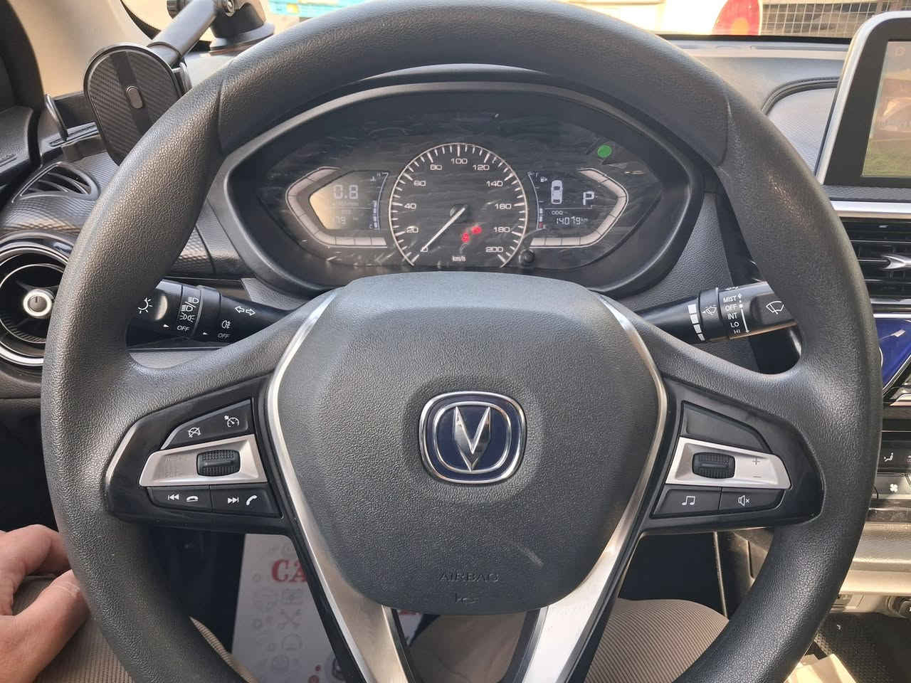 شانجان السفن 2025
اللون اسود استلام شركة البخيت قبل 7 شهور 
الرقم بغداد 
ماشية 14 الف فقط 
السيارة بضمان الشركه 5 سنوات مبدل دهن فقط مرتين 
السيارة مكفولة كفالة عامه من البارد والضربات ومابيها اي نقص 
نظيفة كلش واستخدام قليل جدا عليها 
السعر المطلوب 15 مليون دينار عراقي وبي مجال بسيط 
اخوان السعر جدا مناسب وماكو هيج نظافة بهيج سعر وبلعافية عل ياخذها لان اخت الزيرو 

مكان السيارة السيدية 
للتواصل ***********
