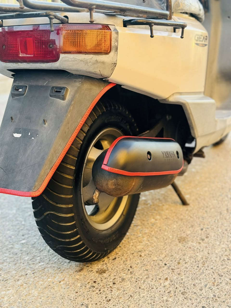 سلام وعليكم دراجة بيكم رمبة بعدهة ملحة دراجة برغي ما مفتوح بيهة صارلها شهرين نازلة دراجة كلهة بلا دية جيب اي فيتر اذا كال مو رمبة تاخذوهة بلاش مكان بغداد هاتف ***********
