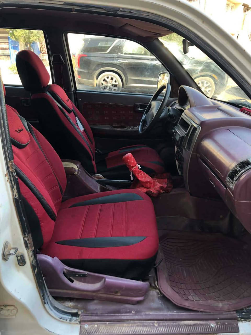 سكاي 2013 رقم بغداد 
مكينه كير اكسل كهربائيات جيده جدا 
 البدي يحتاجله ترتيب بسيط 
سنويه كارتونيه صاقطه من 2018 اتحمل تكاليف تحويل السنويه
40 ورقه بيها مجال بسيط
جماعة ال30 اعبر المنشور
بغداد زعفرانيه
***********
***********
