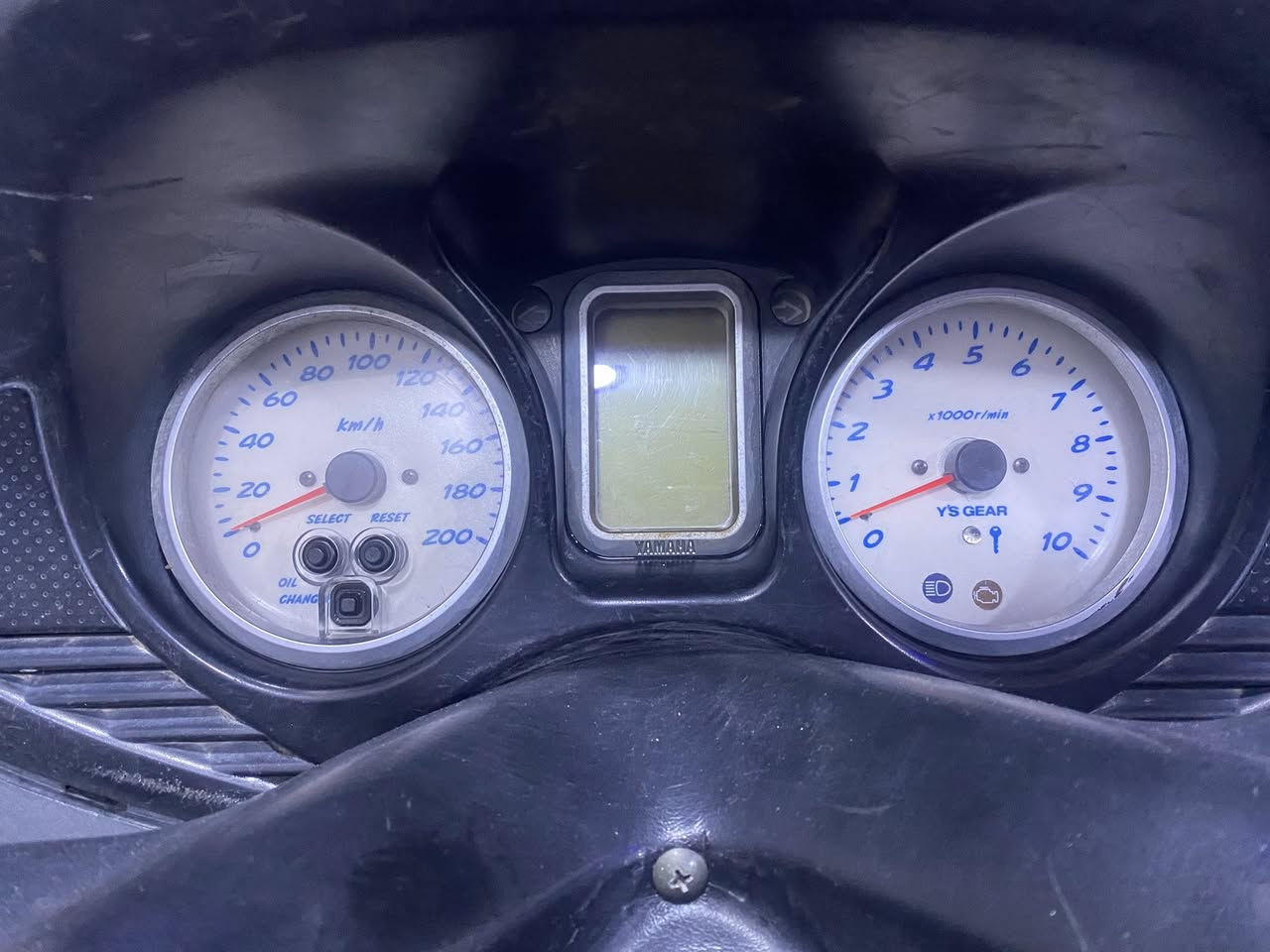 تاج تيماكس موديل٢٠٠٨ ادراجه كلها كامله او كهربائيات شغاله بس ادراجه طافيه ادير سلف بس ماتشتغل ماعرف شنو اسبب أبيع كوم حديد
مكاني بغداد (سعر11ورقه)او بيها مجال 
واتساب ‭٠٧٨٧ ٩٠٥ ٠٢٥١‬
