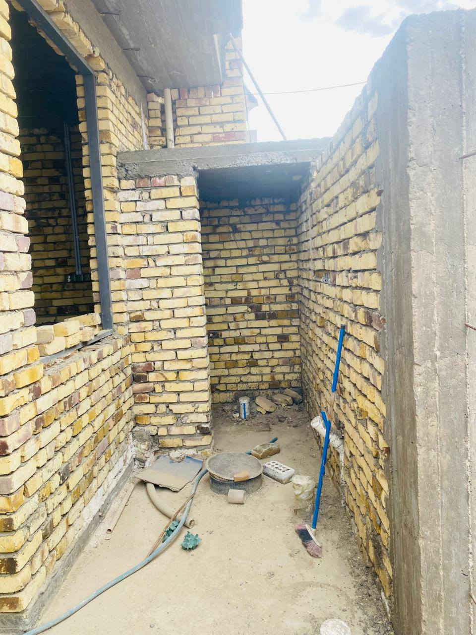 #هيكل_للبيـــــــــــــــــــع
#الموقع/ نادر الاولى- حي الزيتون

_______________________
نوع العقار / طابو_زراعي⭕️
المساحــــــة / 125م
الــوآجـــهــة  / 6,250م
النــــــــــــزال/ 20م

        
     🏠[ #تفــاصيـل_الــــدار ]🏠

#الطابــــــــــق_الأرضـــــــــــــي🔹

غـــرفة نـــوم وصاله وكليدور ومطبخ ومجمع صحيات وطارمه

#الطابـــــــــق_الثانــــــــــــــــي🔹

غـــرفتين نوم وكليدور اوصحيات 

📞 للاستفسار والاتصال:          
***********
