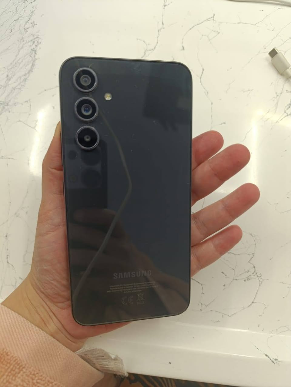 السلام عليكم
موبايل Samsung  A54 5Gذاكره 265 بطاريه 5000 ضد الماء جهاز نظافته 100% اخو الجديد


**إذا كنت صاحب هذا الإعلان وتريد حذفه لأي سبب، رجاءا أرسل رسالة إلى الدعم الفني**