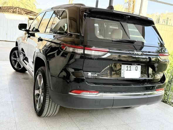 سلام عليكم ..... اخوان عندي جيب لمتد بلاس 2023 خليجية وكالة هارلم رقم بغداد بأسمي وتحويل مباشر ماشيه 19 الف فقط  السياره جديده جدا جدا ومكفوله من الضرر والصبغ
   فقط رصعتين مسحوبات بي دي ار
السياره سعرها 37800$ مكان السياره السيدية 
 واي استفسار هذا رقمي ***********
مواصفاته 
محرك 4 سلندر تيربو 2500
بانوراما 
فور ويل 
كشنات جلد 
اربع كامرات 
تدفئة وتبريد كشنات 
باب خلفي كهرباء 
ويل كب حجم 20 
سستم صوت رادار امامي 
رادارات جانبية 
شاحن واير ليس
