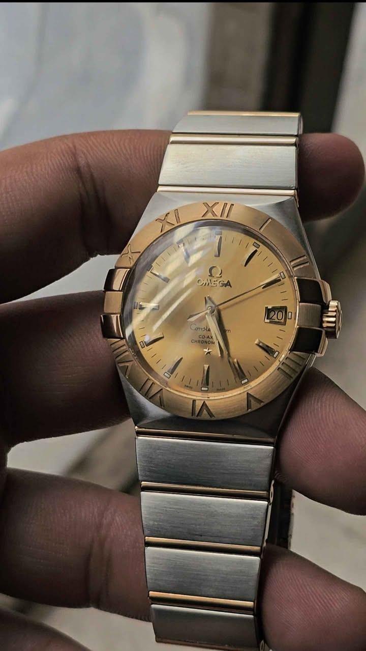 ساعة اوميكا اصلي قطر تقريبا 35 نظيفة جدا  السعر 3000 دولار متوفر توصيل كل العراق المهتم يتواصل خاص بغداد, العراق


**إذا كنت صاحب هذا الإعلان وتريد حذفه لأي سبب، رجاءا أرسل رسالة إلى الدعم الفني**