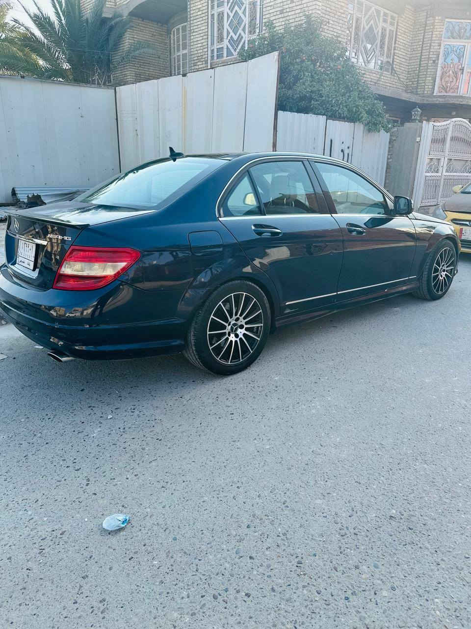 سلام عليكم سياره مارسيدس لبيع او مرواس موديل ٢٠٠٩ سياره فول موصفات بنوراما بصمه أبواب سياره وارد امريكي حادثة جاملغ وربع من الباب مامبدل للإستفسار والاتصال على رقم ***********
