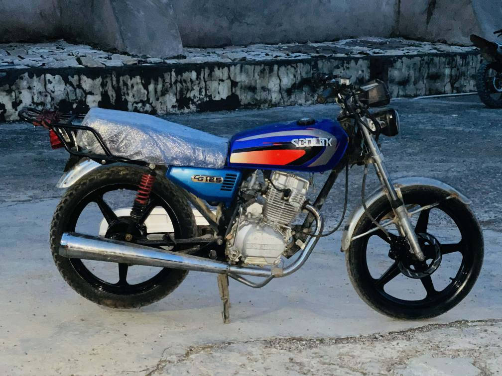 شوين كويه

بؤفرؤشتن saven بةشةرت هةموو
گيرو مه كينه ي به شه رت مه كينه 150  شتئ چركةي تيانيه تاية بؤتاية بةشةرت سعري 250هه زارو مه عامه له خوار هه مو بازار 
موشته ري تيل بكه 
*********** كويسينجاك, أربيل
