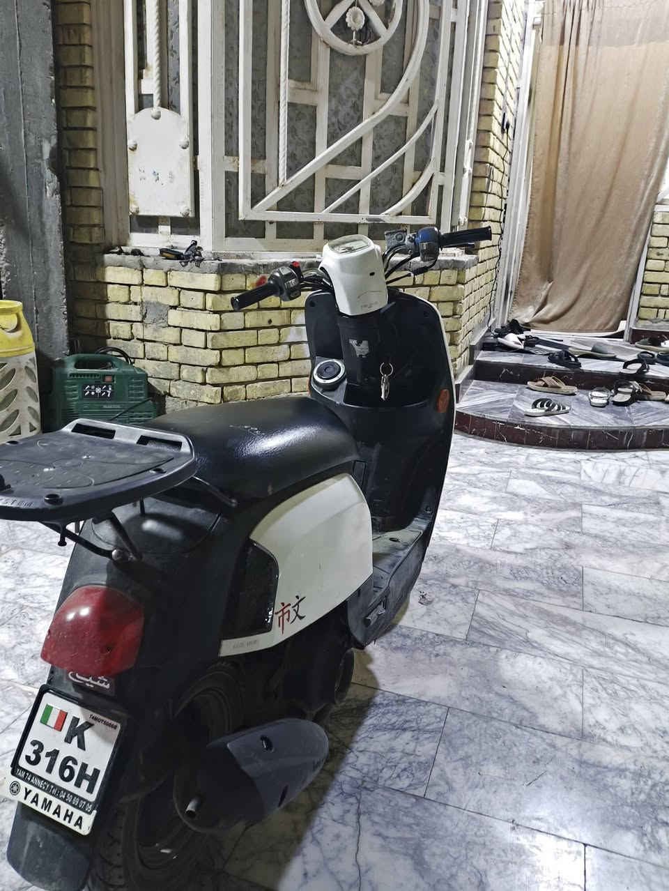 دراجه بوليس كفاله عامه من كلشي اي نقص ما بيه
دراجه نضيفه ما مفتوحه كفراته البلاديات ختم واحد وكلشي شغال بيه السعر واحد وخمسين مستعجل على البيعه مكاني القرنه هور السعد قرب جامع سيد حميد 
للتواصل ***********
