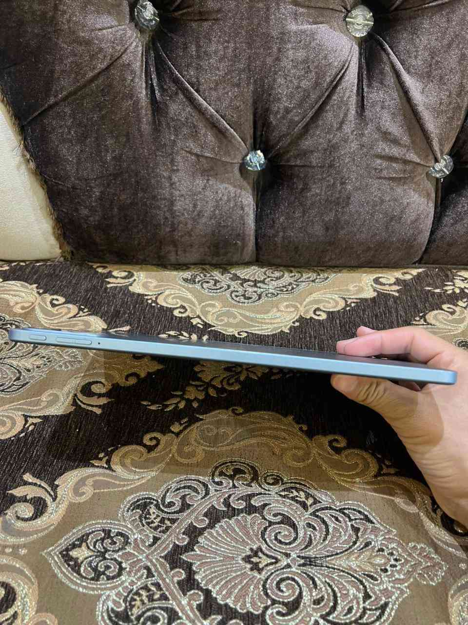 السلام عليكم ورحمة الله وبركاته 

جهاز لوحي للبيع 
MEGA2 
ذاكره 256
ذاكره داخليه 16+8 
حجم شاشه 12 انش 
بطارية 9000  (حقيقي) يمشي يومين بدون شحن 🔋⚡
 سطوع شاشه عالِ كلش 
صوت ستيرو محيطي صوت عالِ و جوده عاليه
ادوات وورد و الاكسل شغال بي 

ملحقات شاحنة و سماعات و ماوس و كيبورد 
جهاز  يفيد الدراسه كلش 

امانه الله جهاز نظيف كلش و محافظ عليه 
نظافه100%   مابي ولا ضرر 
جهاز شركه ما ممفتوح و بعده كرت الضمان من الشركه موجود و فعال تاخذه ويا 
استفسار اي سؤال تواصل واي و اني حاضر 
واتساب ***********
تواصل 0787831977
