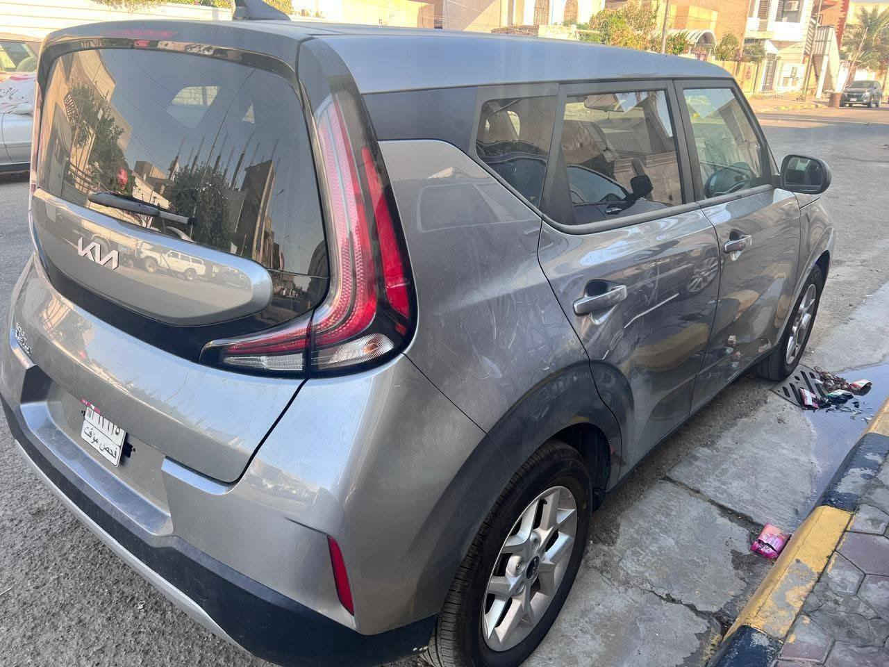 للبيع كيا صول
موديل 2024
بدون رقم
عداد السرعه 6000 الف ميل 
الموقع الكوت 
سياره نص فول تشغيل مفتاح وبدون سلايت 
رادار امامي 
كروس سرعه 
قياده اليه 
شاشه دجتل  
الحادث  خفيف 
السعر 165 بدون رقم بدون تصليح على حادث أمريكا 
رقم الشاصي موجود في الصور 
التواصل  *********** 
              ***********
