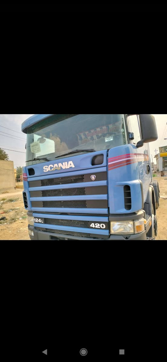 سكانيه سحال للبيع موديل 2000 رقم سليمانيه مربوطه افلات 3 دنكير مزوج تخم تاير كير3/3 مكينه 420 انجكتر السياره مكفوله السعر 210 وبيها مجال بسيط ***********
