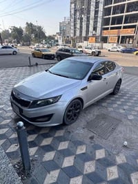 بيع مستعجل سعر مناسب  وكاعد للسحور  اوبتما ٢٠١٢ سونار موضح بالصور سيار...