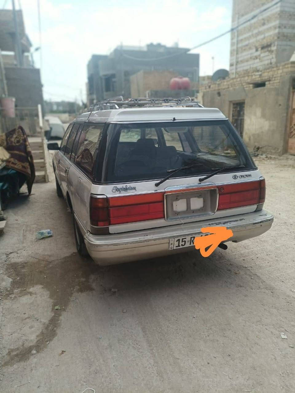 بيع مستعجل 
كراون ارنب استيشن للبيع 
موديل 1991 
مكفوله من ضربه والصبغ والنقل جثه واصوليات والعيب الشرعي ماعدا الذيل الي بصفحه الايمن  خياس قليل جدا فد اصبعين  رقم جديد انكليزي انبار مشروع وطني وبسمي مداور ثاني يوم.سنويه مجدده
  داخله هزه 
تبريد ثلج ويه السويج حداديه جديده تخم تاير 
اخوان السياره جاهزه اترايك للفاو 
  سعر 68 وبيه مجال تجي واتشوفه وبيك خير وتدلل
مكاني الديوانية قضاء الشامية 
استفسار
 ***********
***********
