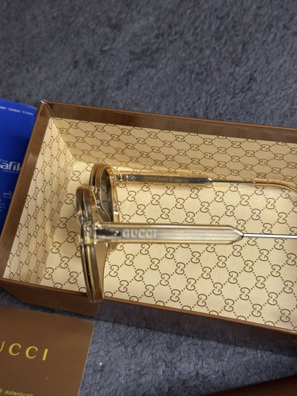 نظارات ماركة كوتشي جديد اصلي صنع ايطاليا كل التفاصيل داخل آلصور رجالي للحجز خاص


**إذا كنت صاحب هذا الإعلان وتريد حذفه لأي سبب، رجاءا أرسل رسالة إلى الدعم الفني**