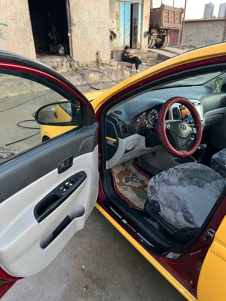 سلام عليكم كسنت أمريكي البيع مديل 10بسمي سياره فول بدون دواخل تفصيل تصل عله رقم *********** سياره بل موصل
