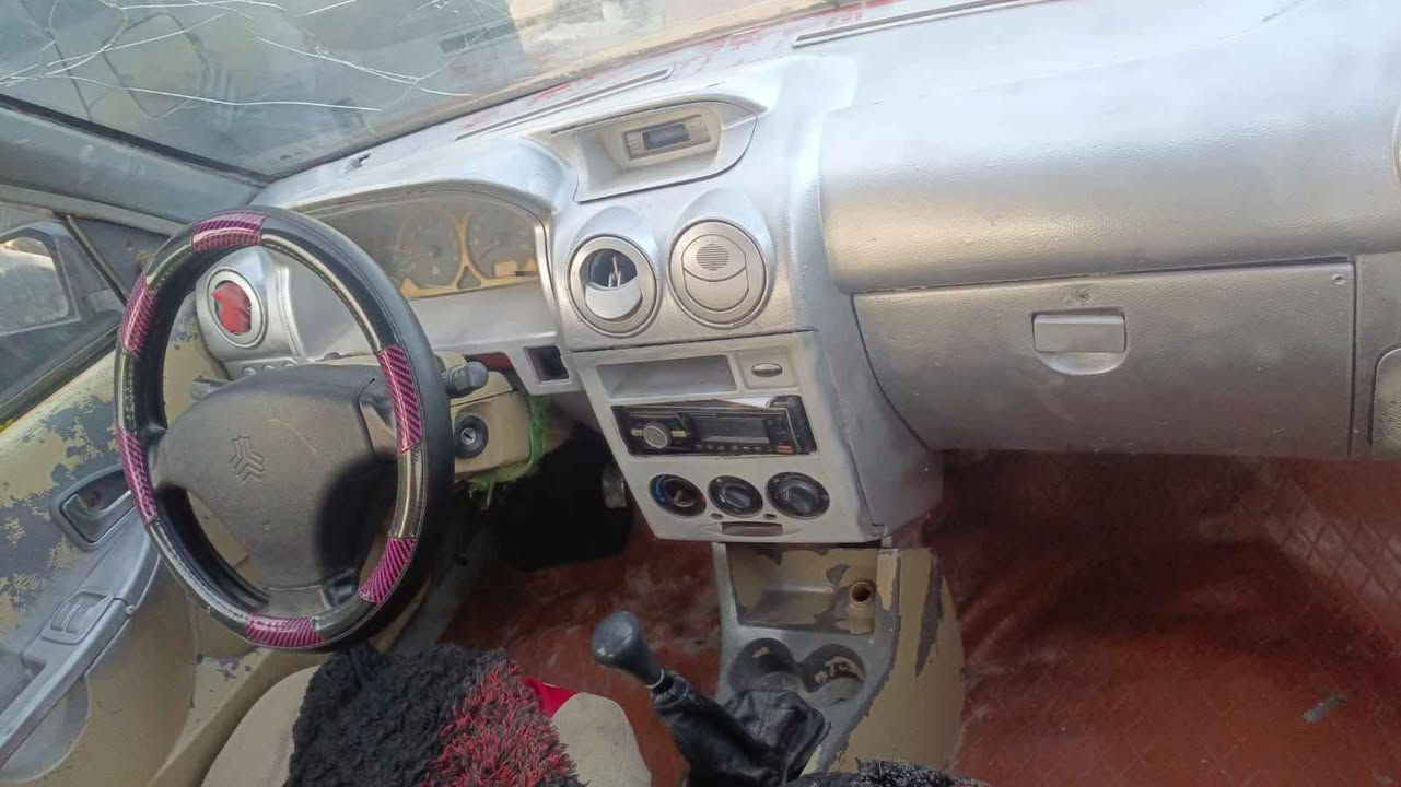 سايبا موديل 12رقم الماني  سياره محرك  كير جدد كلشي شغال تخم تاير حداديه جدد راعيها مااندله السعر12وبيها مجال الشراي يتصل وبلخدمه
*********** Singapore
