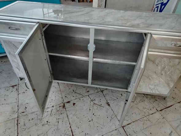 للبيع كونتر ارضى مترين نضيف شغل تقيل سعر ١١٠ بي مجال *********** اسيا ***********
