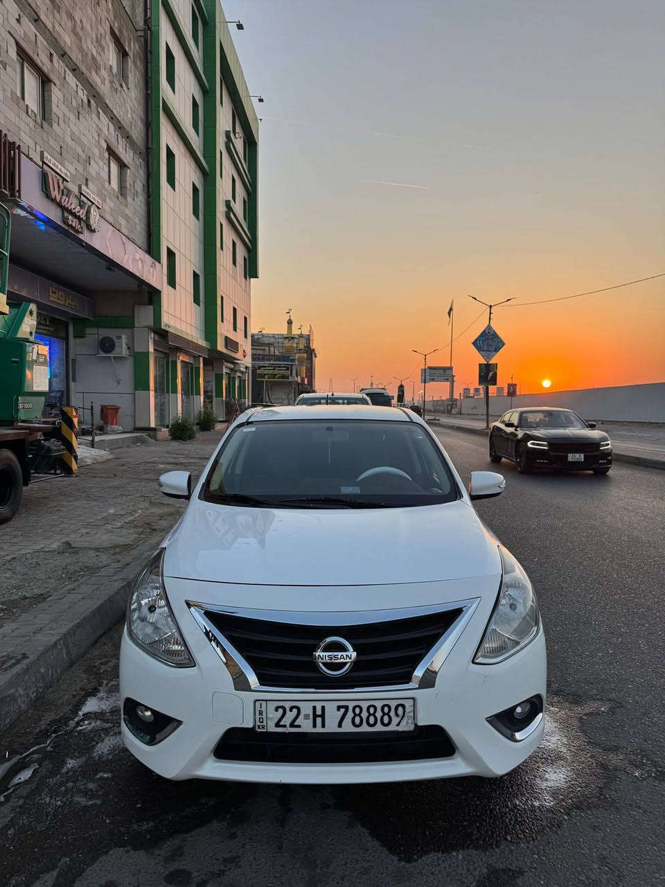 نيسان مصري السعر شده وخمسه
*********** البصرة, العراق
