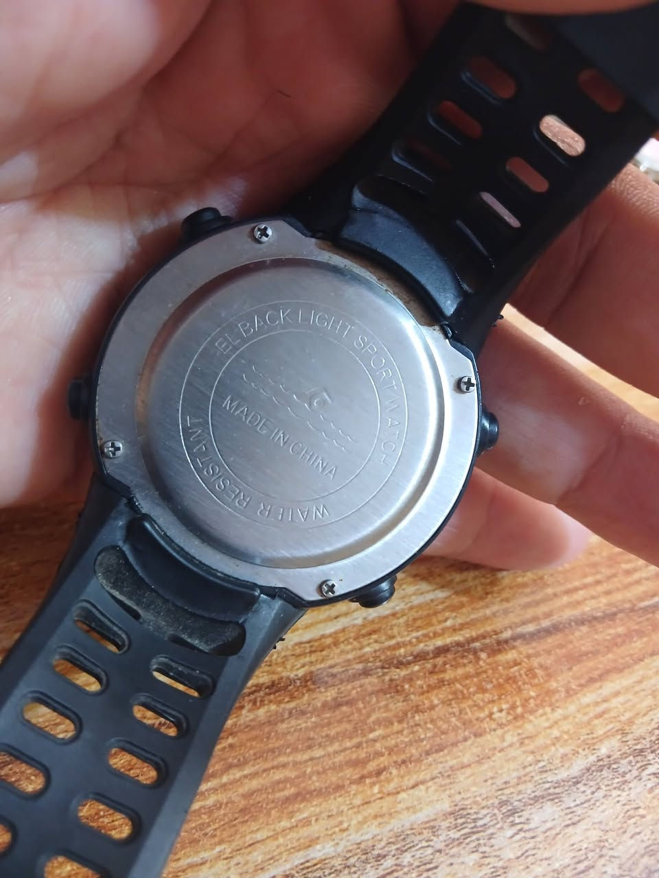 ساعتين باله عسكري طلعتلي بهذا الشكل
قطرها 50 شغالات نظافته 100%
القطعتين السعر 28 الف والتوصيل مجاني
بالعافيه الي ياخذهن


**إذا كنت صاحب هذا الإعلان وتريد حذفه لأي سبب، رجاءا أرسل رسالة إلى الدعم الفني**