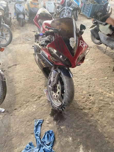 للبيع او مراوس R1محرك الف نقص راجز سلف***********
