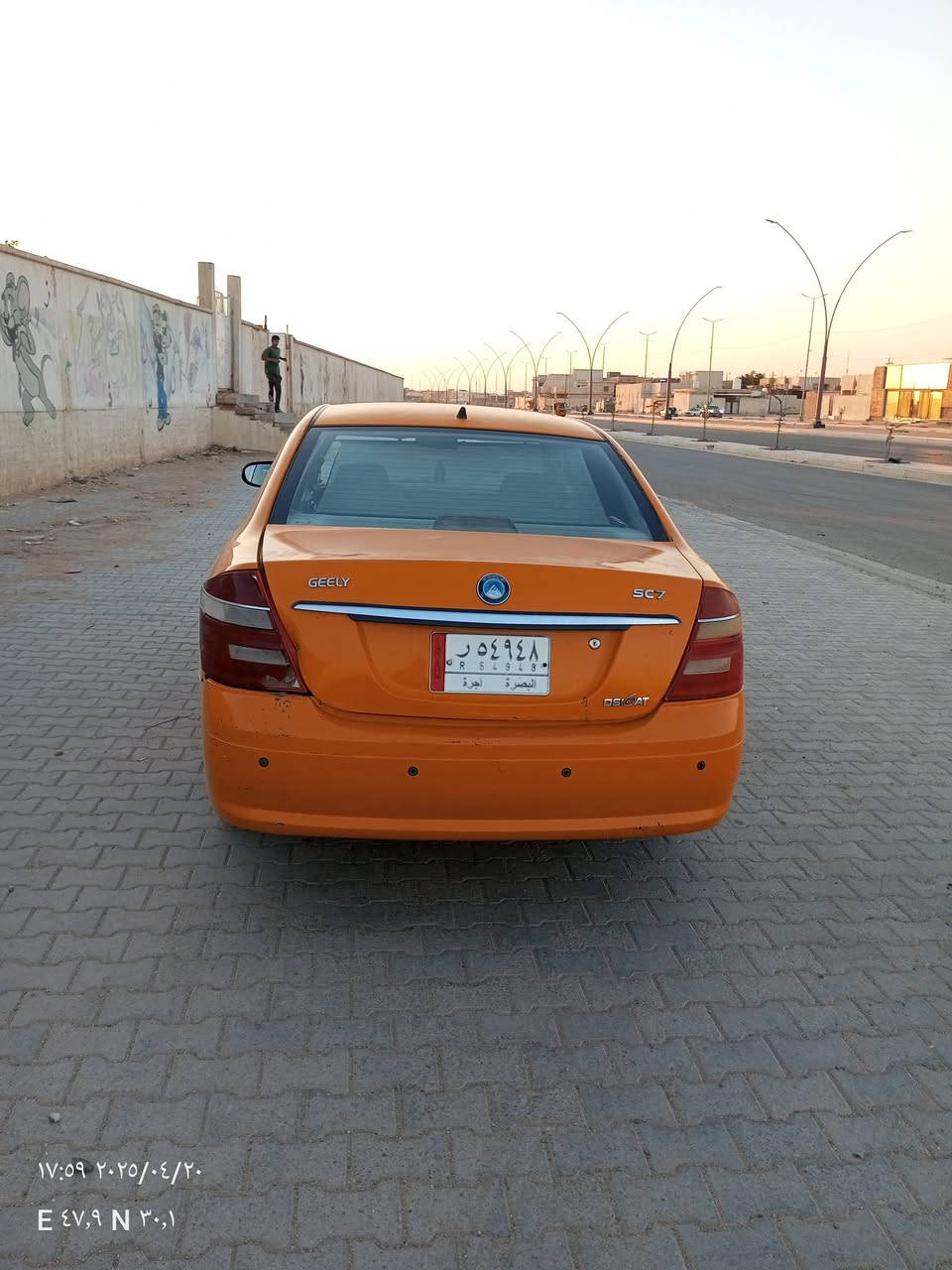 السلام عليكم سياره جيلي موبل موديل 2014 مكينه امحوره كورله بيكاجو تبريد تدفئه شغالات السعر 45 
***********
