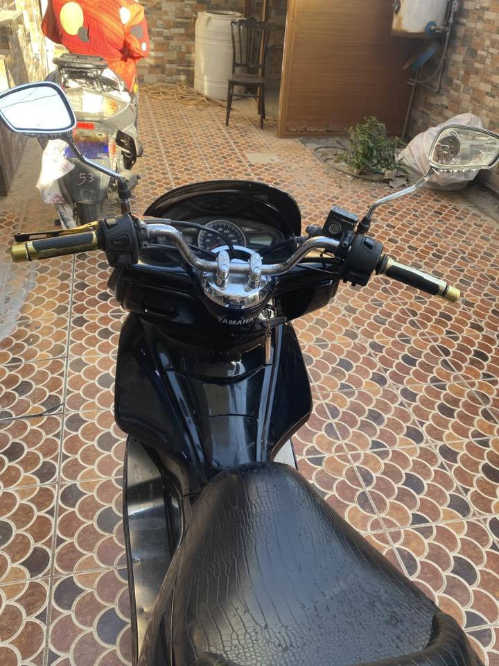 السلام عليكم للبيع دراجه pcx جيل الأول دراجه مال رمبه مديل 18 مآخذها رمبه عله أيدي مو بياع شراي حجم المكينه 150ياباني الأصلي دراجه ياباني الأصلي كامله من كلشي ستان كهربائي حساس ازدحام دراجه جديده بمعنه الكلمه ودراجه مزوده مال رمبه  وأحله امنل صوره دراجه مكينه وكهربأيان كفاله عامه اي نقص ما بيه السعر مليون و650 وبيه مجأل قليل اي استفسار ***********
