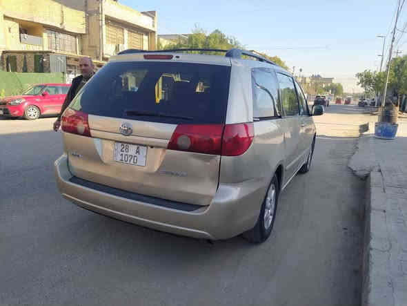 تويوتا سينا ياباني ...
موديل2009/  7راكب سياحي /تبريد مركزي 3 قطع ثلج . مكينة 6 سلندر  ناعمه لا رواجز والابخار شاديلها (منظومة غاز) يعني انسه صرف البانزين رقم مميز انكليزي سنويه وهزه وارقام جدد و ( بأسمي )
( للبيع فقط..ما اراوس ولا اقساط) 
تحويل مباشر مصبوغة حزام القمارة بدون صبغ... حادثها جاملغ امامي
سعرها 113 وبيها مجال مكانها بغداد اي معلومة اخرى أتصل على صاحب الرقم
***********
