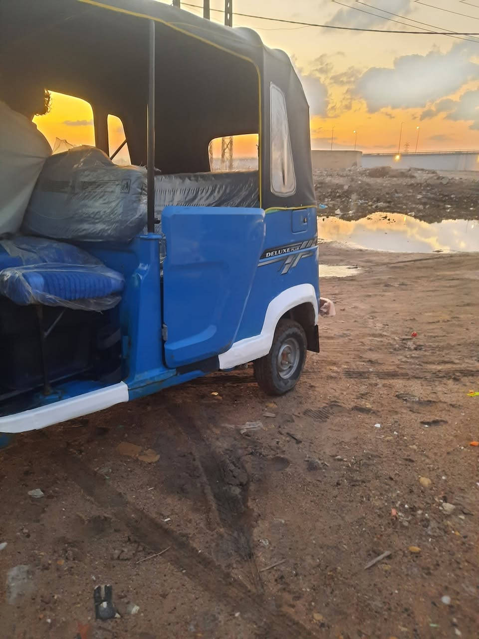 22مكينه مجفته بيها ضربه وره بارد تكتك نضيفه حلوه مكاني بصره كرمت علي ابصخير سعر ٦٥٠٠ بيها مجال قليل
***********
