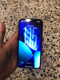 ايفون ١٣ • مستعمل ٩ اشهر • بطارية ٨٨