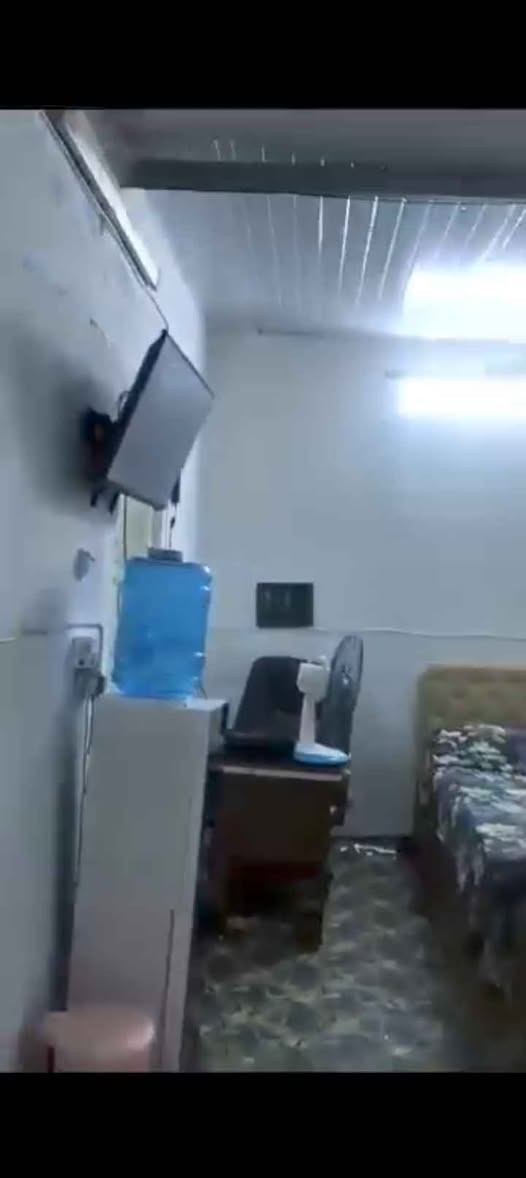 السلام عليكم
بيت تجاوز للبيع  المساحة ١٠٠م مي مجاري كهرباء كامل والتبليط بلباب ابنص الطابو صاير 
مكانة الزعفرانية حي الرشيد قرب علوة الرشيد السعر ٢٣ مستعجل علبيع بسبب ضروف 
الاتصال على الرقم *********** بغداد, العراق
